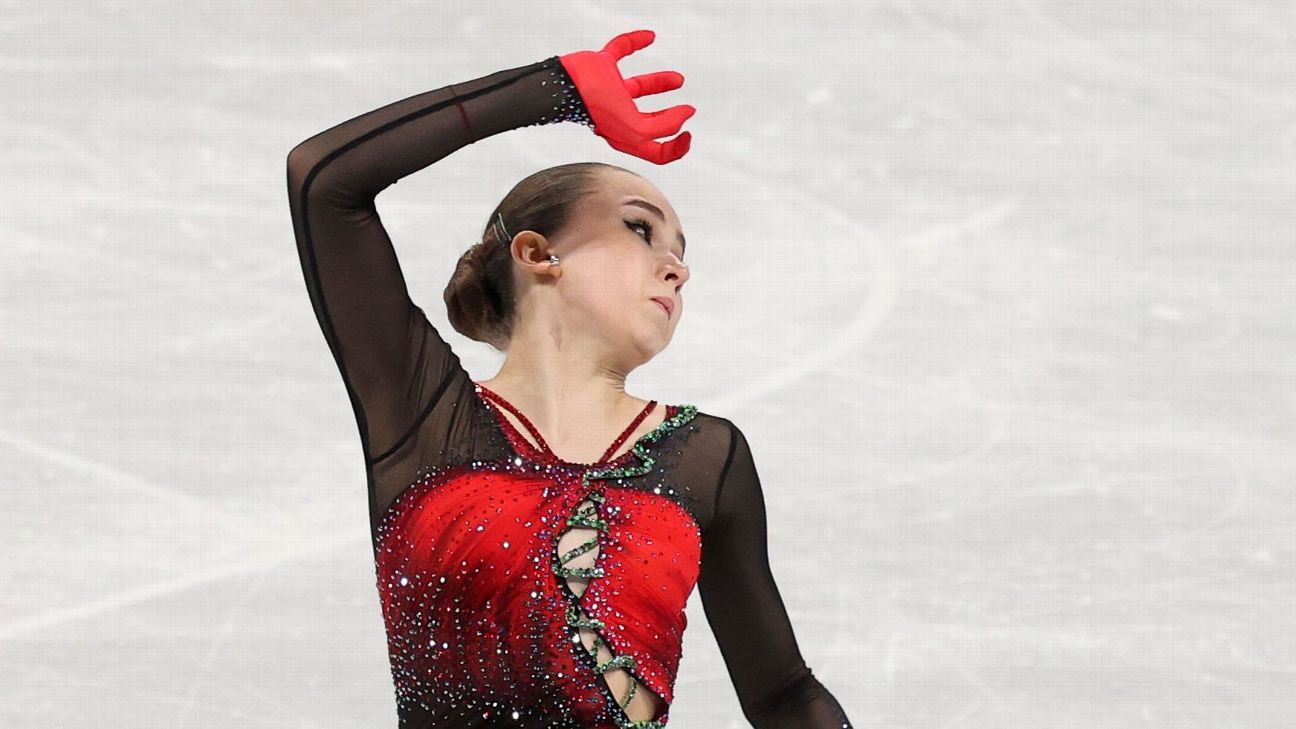 Anna Shcherbakova gana oro olímpico en patinaje artístico, su compañera  rusa Kamila Valieva cae al cuarto lugar