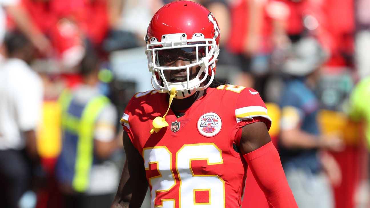 FILE - Kansas City Chiefs' Chris Lammons leaves the field before