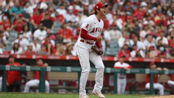 Is Shohei Ohtani fantasy baseball's clear No. 1 pick?