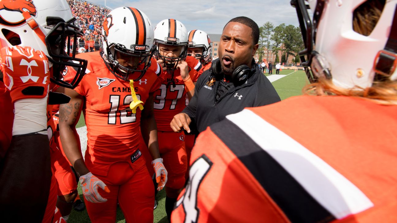 american football university teams