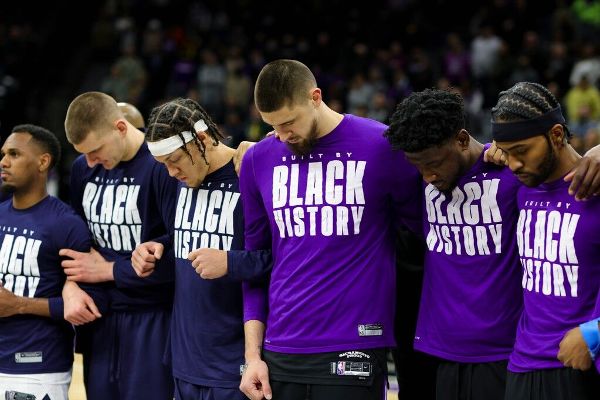 Kings, Nuggets show solidarity with Len, Ukraine