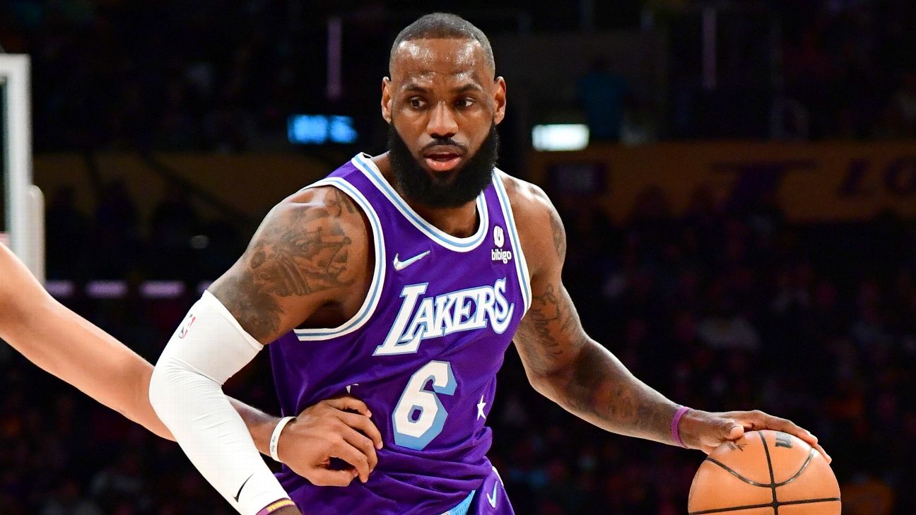 Los Angeles Lakers' LeBron James now MVP favorite at some sportsbooks - ESPN