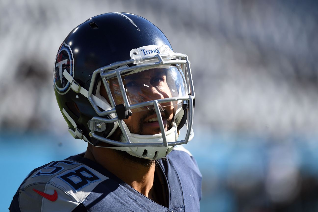 Source: Top Titans pass-rusher Landry tears ACL