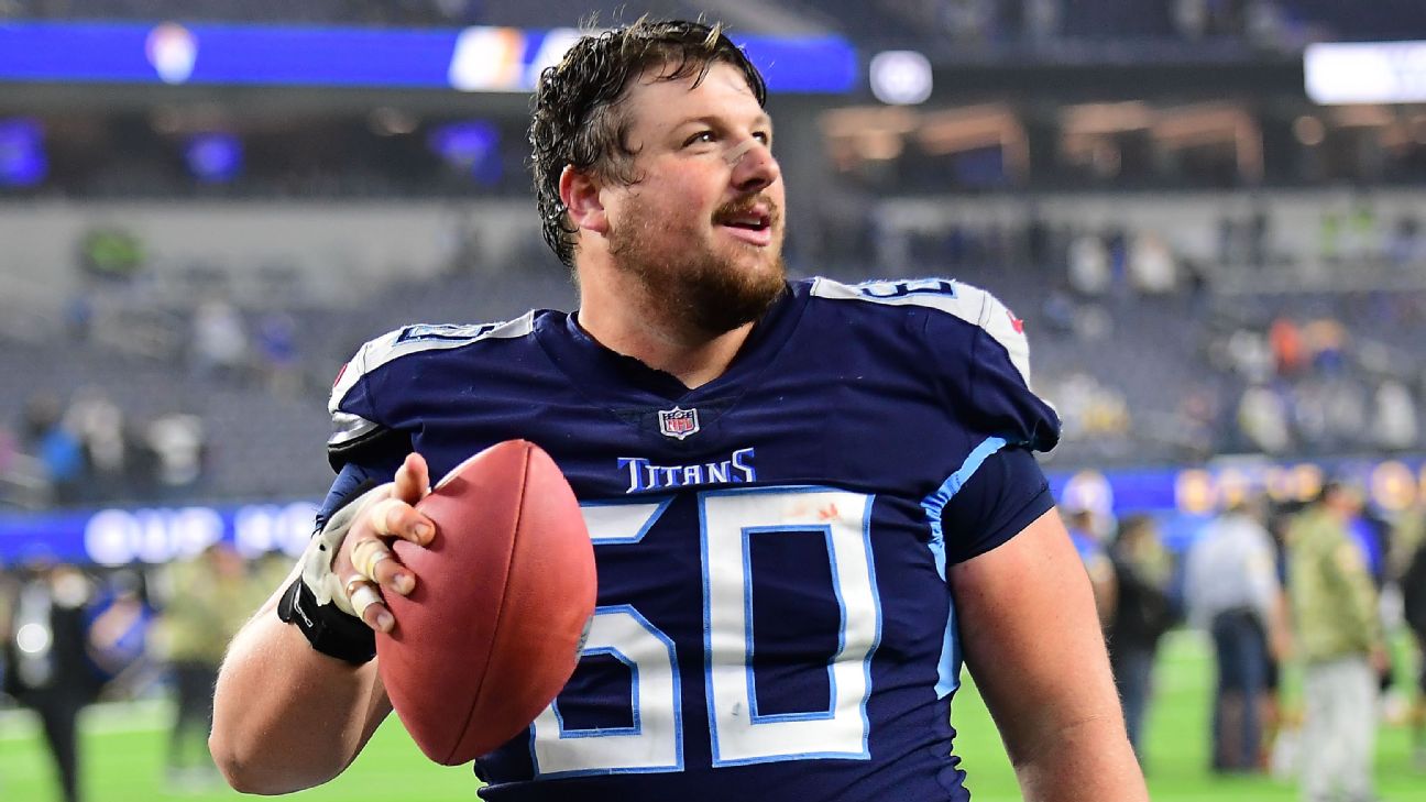 Tennessee Titans' Ben Jones talks touching moment with Mike Vrabel