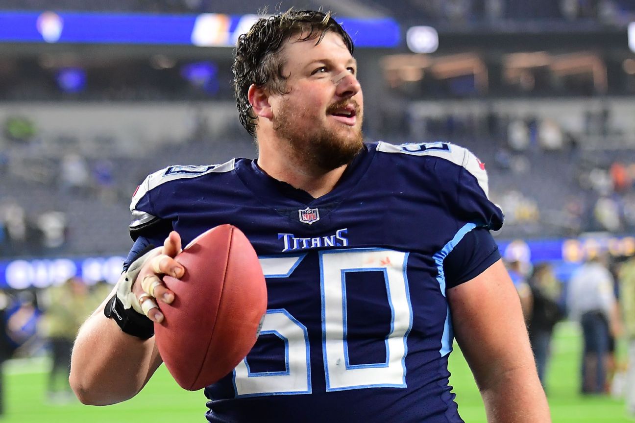 Source: Titans re-sign C Jones to two-year deal