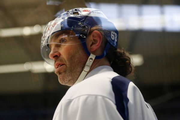 Jagr scores record 1,099th goal at almost 51