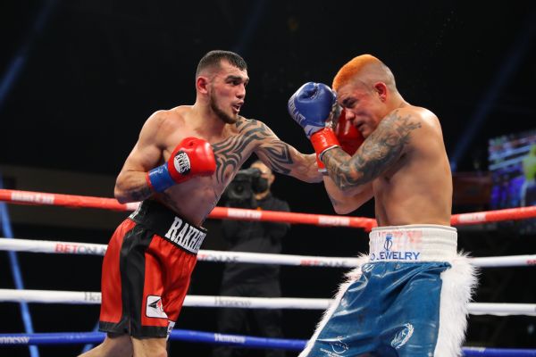Source: Rakhimov, Barrett finalize title fight