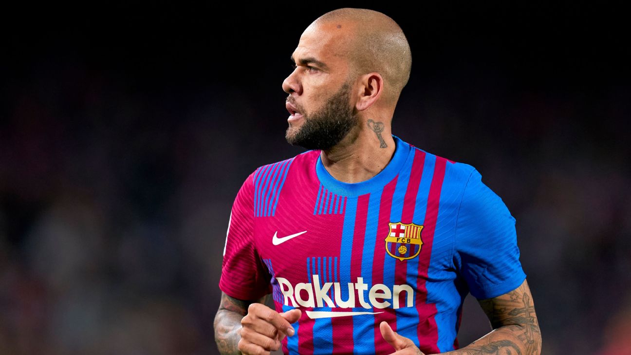 Dani Alves to leave Barca for second time