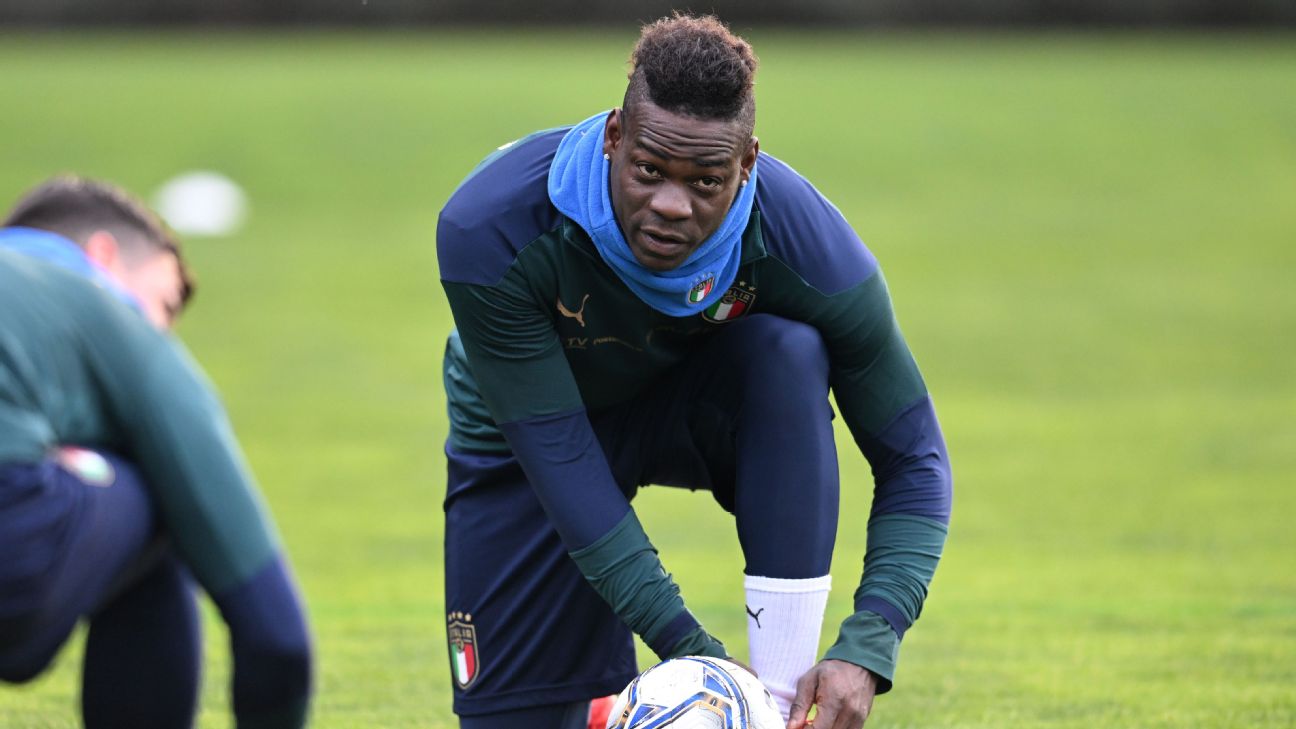Balotelli: I could have scored in Italy playoff KO