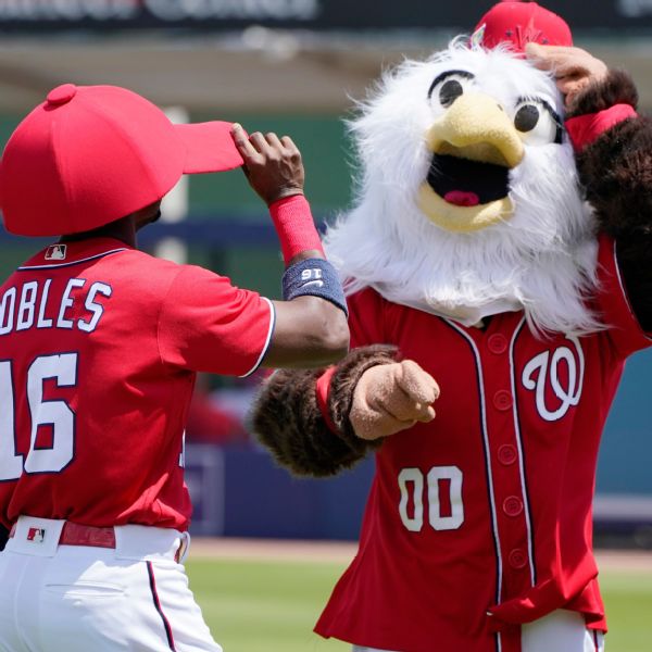 Nats allow 29 runs as Cards cruise to spring rout