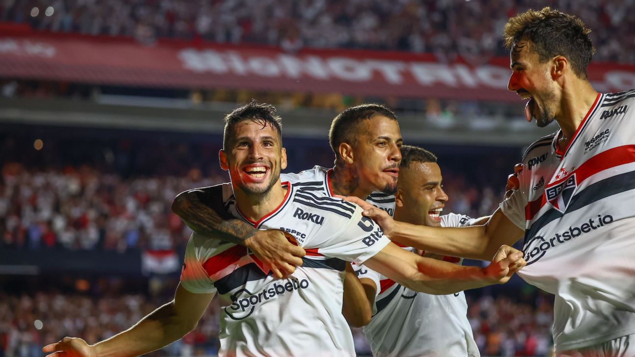 São Paulo e Palmeiras iniciam decisão do Campeonato Paulista pelo segundo  ano seguido nesta quarta - Notícias - Galáticos Online
