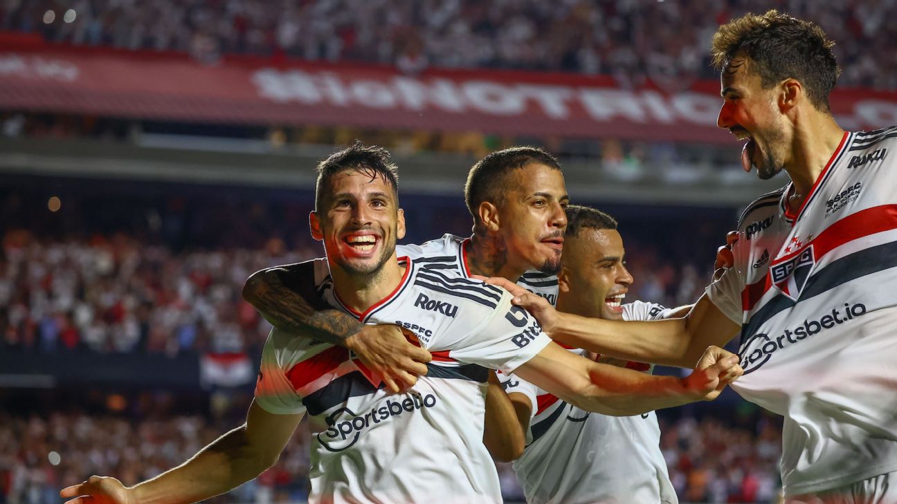 São Paulo 3 x 1 Palmeiras: Confira como foi o primeiro jogo da final do  Campeonato Paulista 