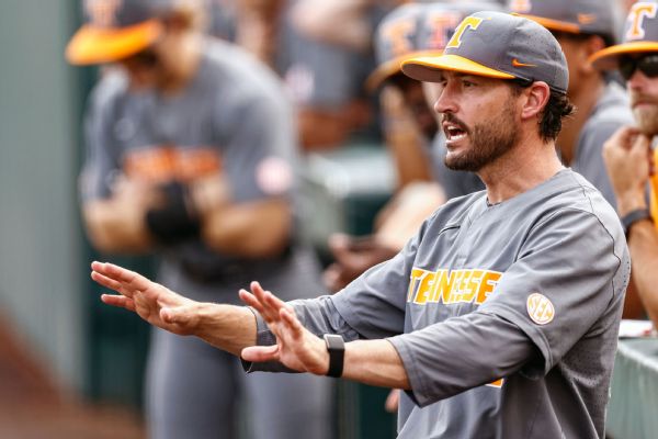 No. 3 Tennessee suspends baseball coach Vitello