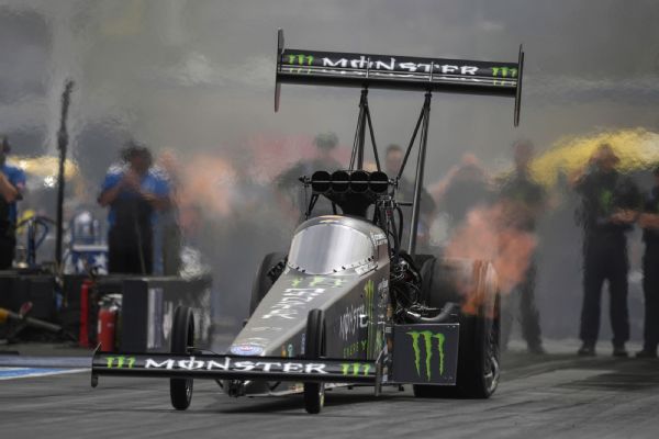 B. Force leads Top Fuel qualifying at Bandimere