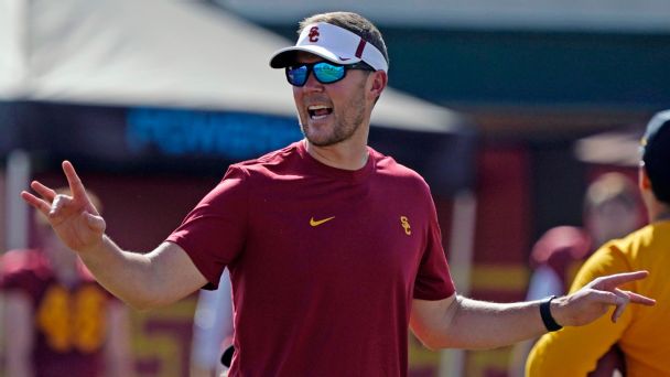 College football Way-Too-Early Top 25: USC moves all the way to No. 4