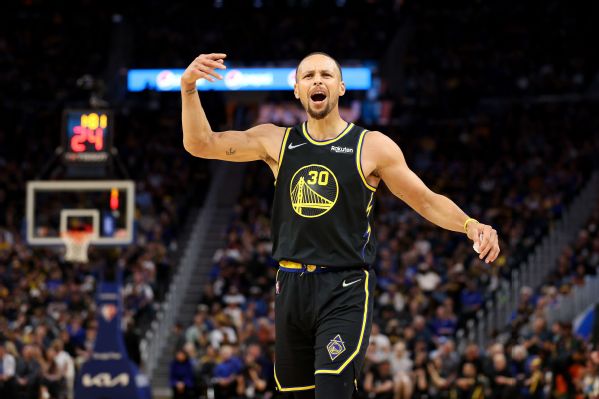 Warriors give 'scary' glimpse at new 'death lineup'