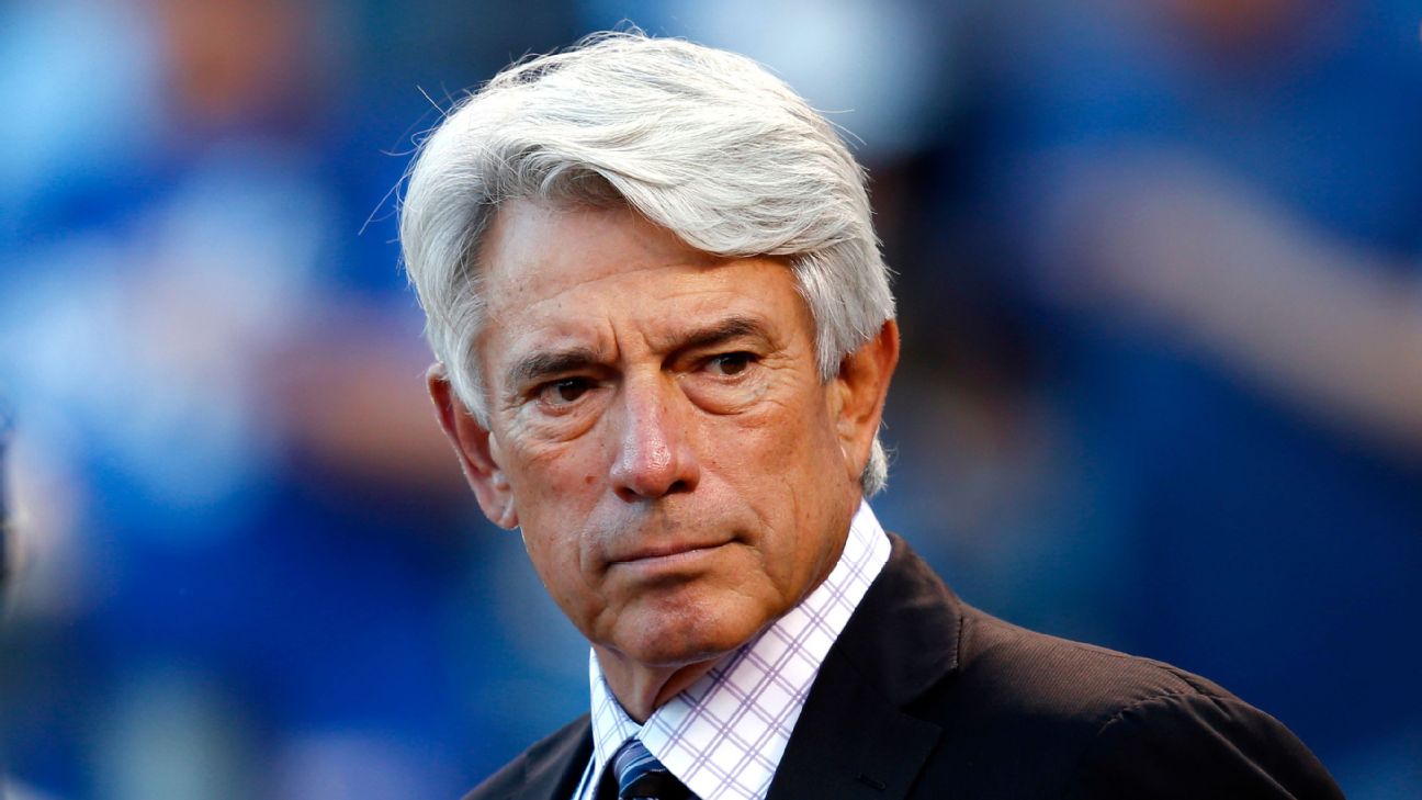 espn.com - Alden Gonzalez - Ex-catcher, Blue Jays broadcaster Buck Martinez, 77, retires