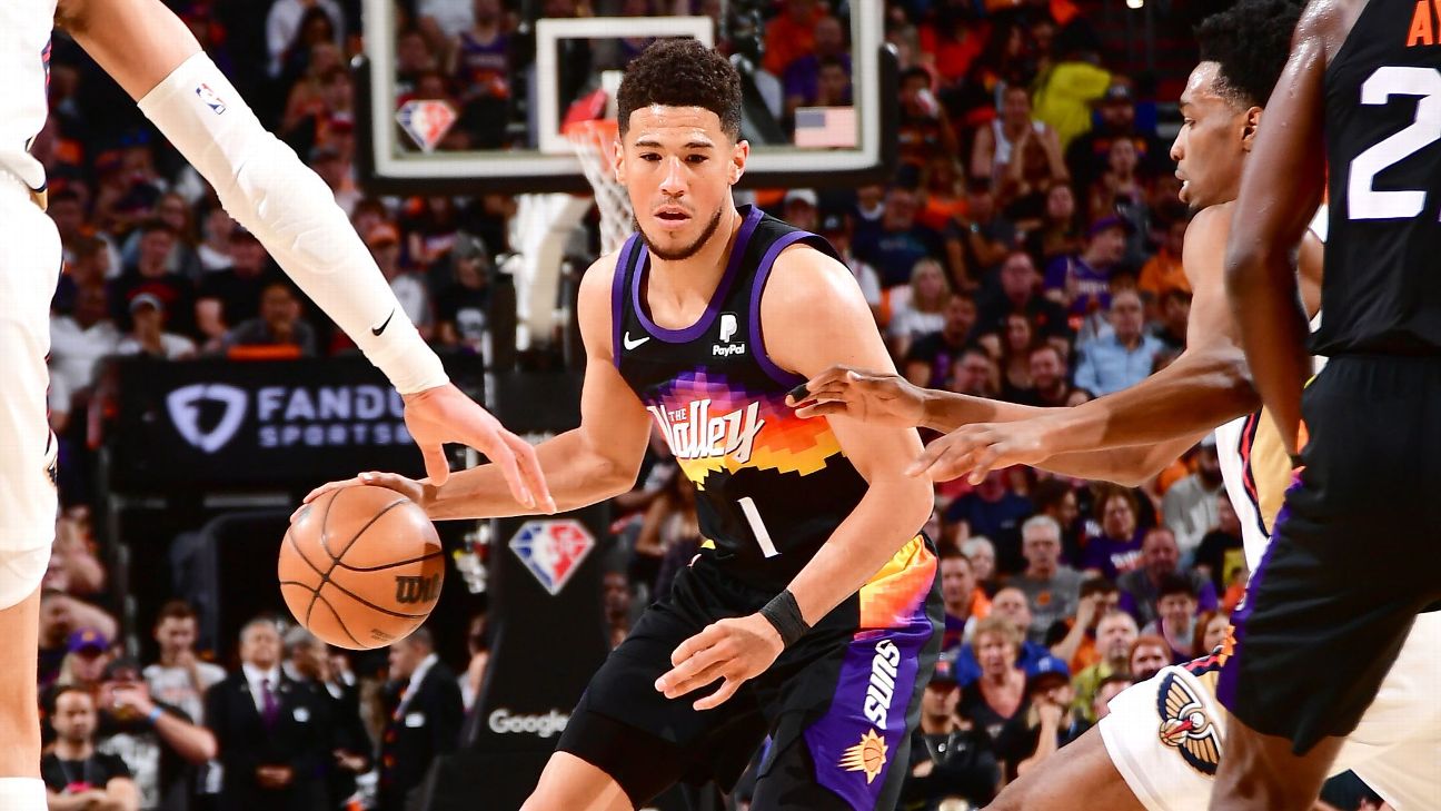 Devin Booker exits marquee Suns-Warriors matchup with hamstring injury