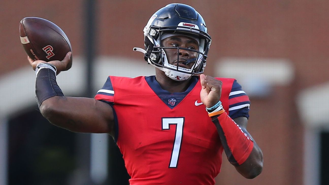 Tennessee Titans end Malik Willis' wait, select QB in third round of
