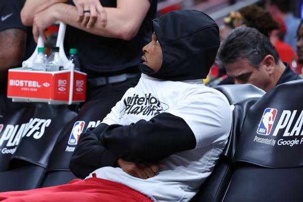 Heat's Lowry injures hamstring; G4 status in air