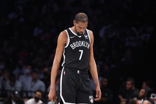 KD admits overthinking as Nets fall into 0-3 hole