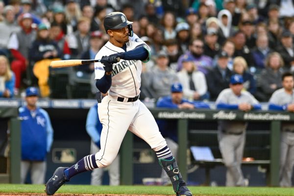 M's activate star rookie