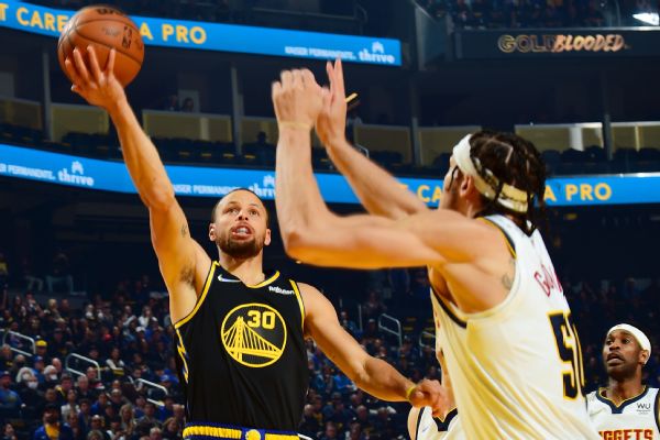 Curry, Dubs come alive in 4th, oust Nuggets in 5