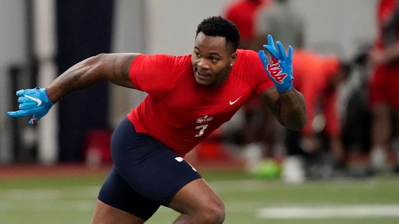 5 things to know about Cowboys rookie John Ridgeway, including his