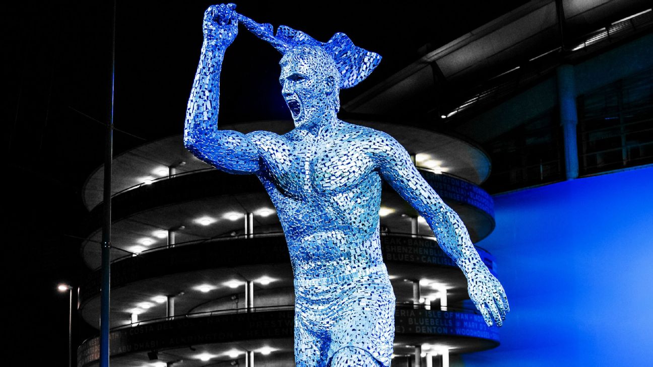 'Aguerooo': City unveil statue to celebrate iconic title win