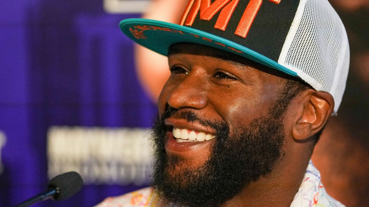 Mayweather to fight exhibition before Pacquiao