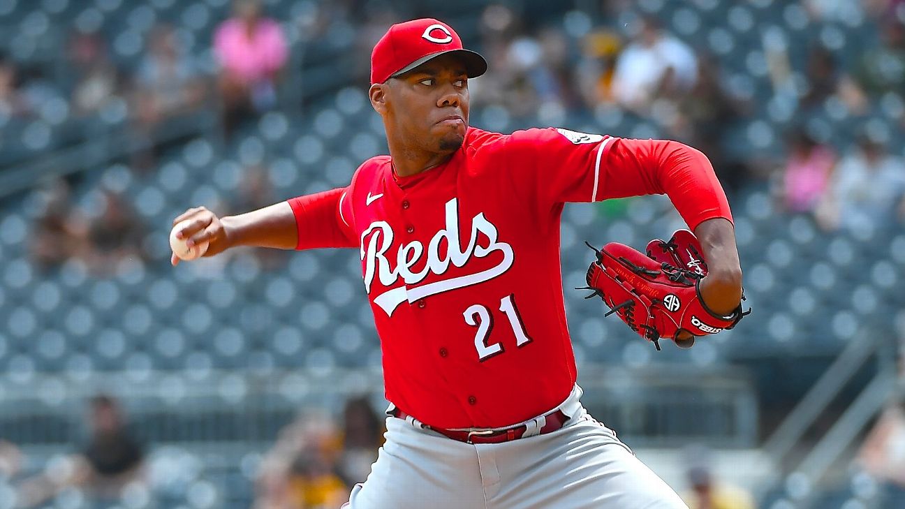 Follow live: Reds' Hunter Greene has a no-hitter through seven innings against Pirates