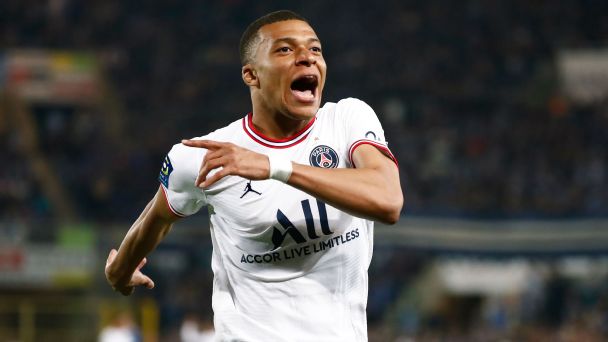 Sources: Mbappe to announce shock PSG stay