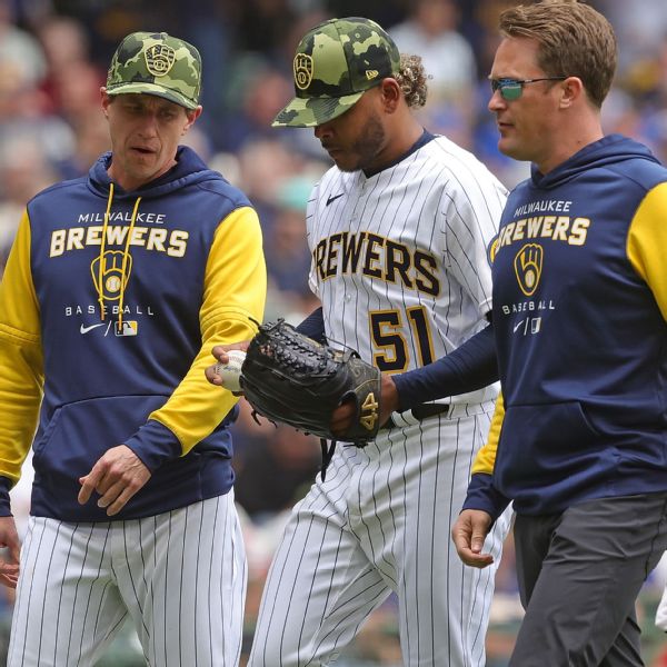 Brewers' Peralta (shoulder) headed to injured list