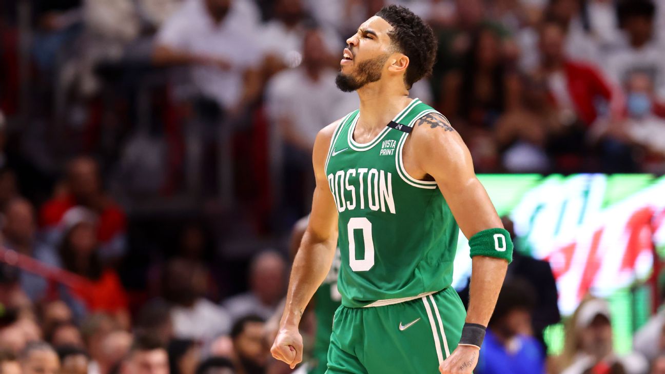 Celtics sobrevivem contra Heat na NBA, e Tatum vai à loucura