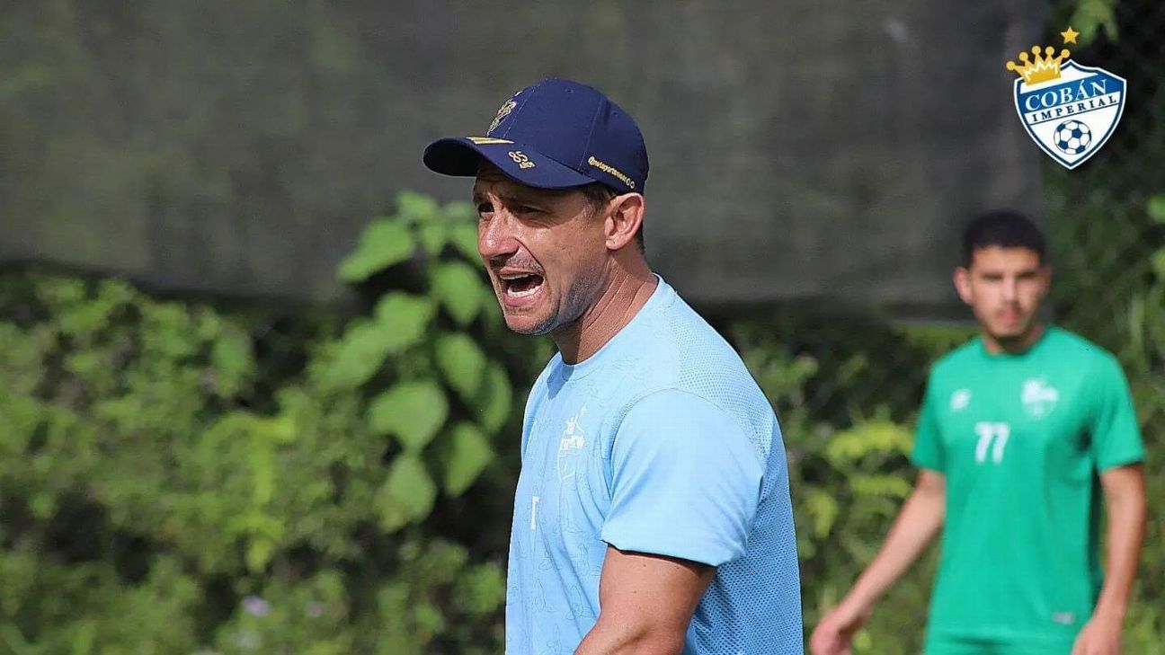 Sebastián Bini no sigue más como DT de Cobán Imperial - ESPN