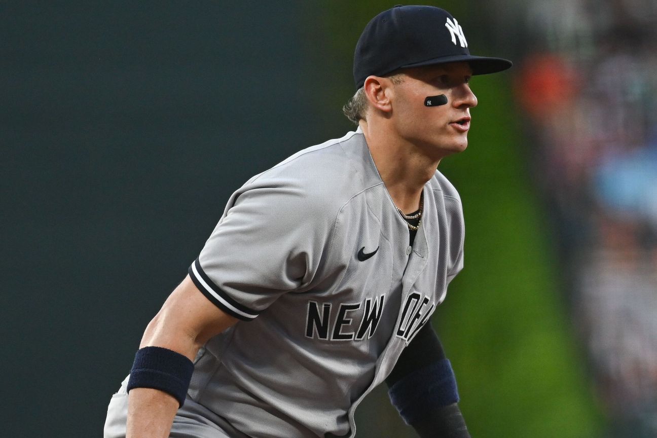 Yanks' Donaldson moved to IL with shoulder issue