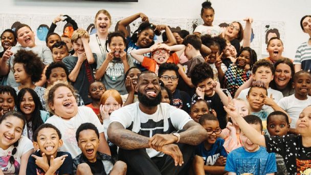 A King's welcome: Students excited to see LeBron James during surprise I Promise School visit