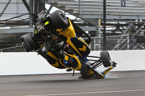 Herta car flips in crash during final Indy 500 prep