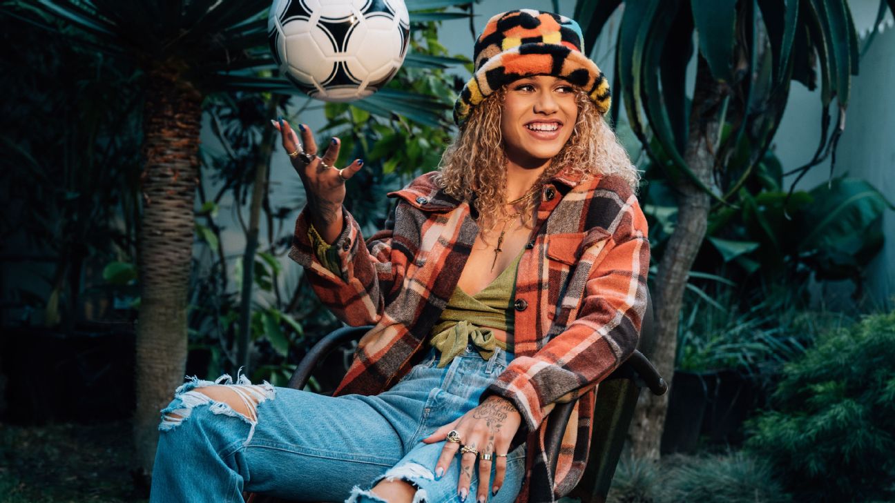 Dennis Rodman's daughter Trinity Rodman makes history in the National  Women's Soccer League becoming the highest paid player - Basketball Network  - Your daily dose of basketball