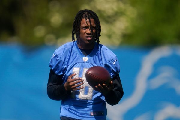 WR Williams, 3 other Lions suspended for betting