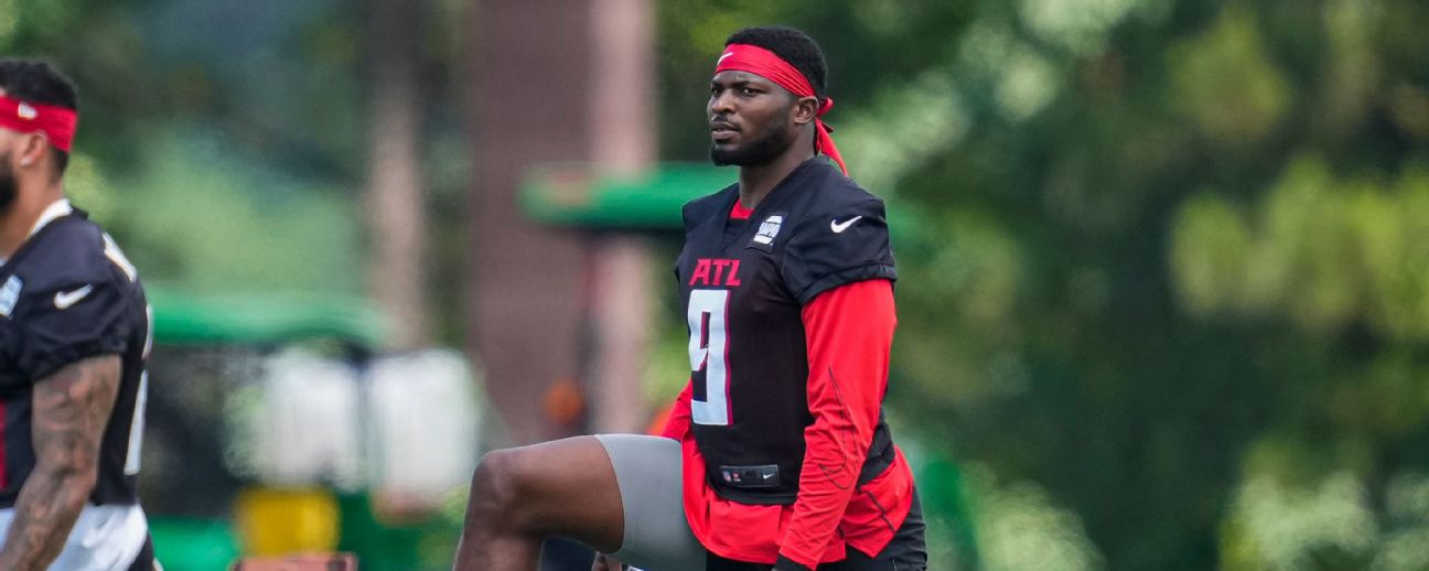 NFL Auction  Crucial Catch - Falcons Lorenzo Carter Game Worn Jersey  (10/09/22) Size 42