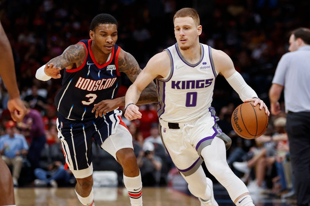 Donte DiVincenzo Getting BUCKETS For Kings 