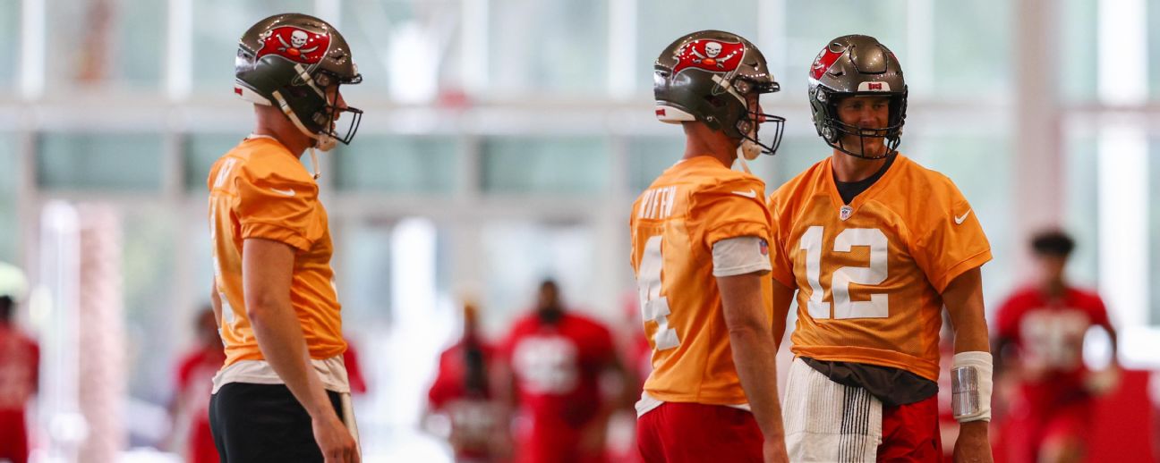 Cameron Brate - NFF Scholar-Athlete of the Day, Presented by