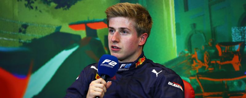 Red Bull menangguhkan pembalap junior Juri Vips karena cercaan rasial