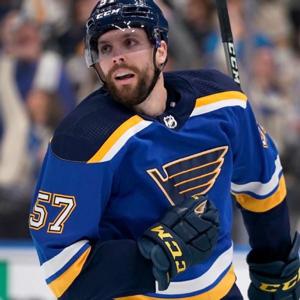Wings bulk up on veterans, add Perron, Chiarot