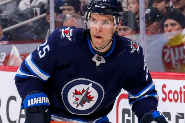 Hurricanes add to makeover with center Stastny