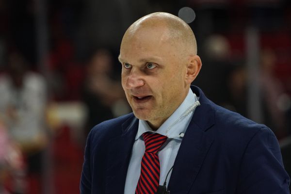 Red Wings hire Lightning's Lalonde as new coach