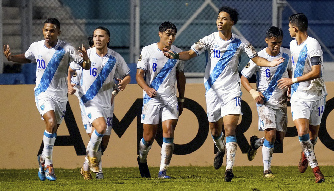 Selección sub-20: Foto oficial y partida el domingo rumbo al