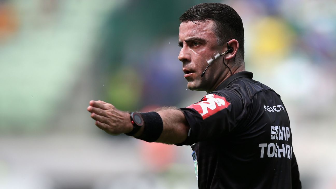 FIFA-ranked ref Benevenuto announces he is gay