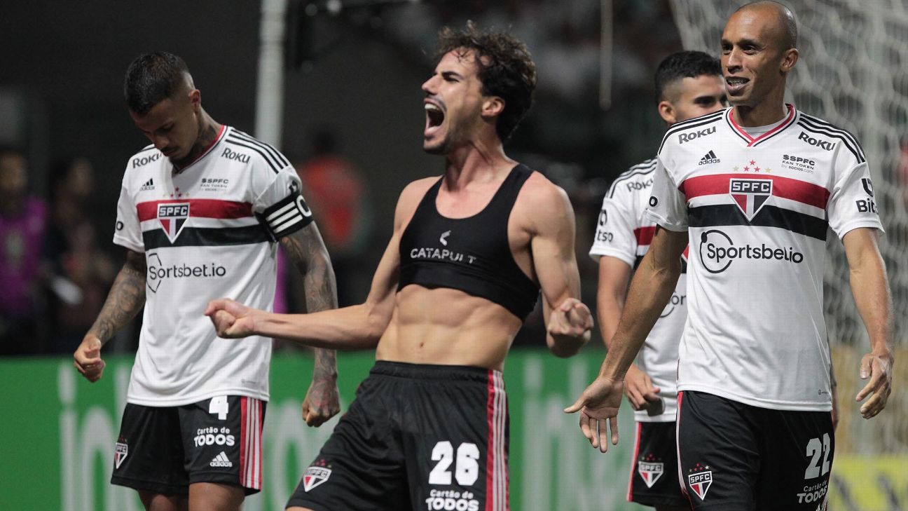 SP - Sao Paulo - 01/26/2022 - PAULISTA 2022, PALMEIRAS X PONTE PRETA - Rony  Palmeiras player celebrates his goal during a match against Ponte Preta at  the Arena Allianz Parque stadium